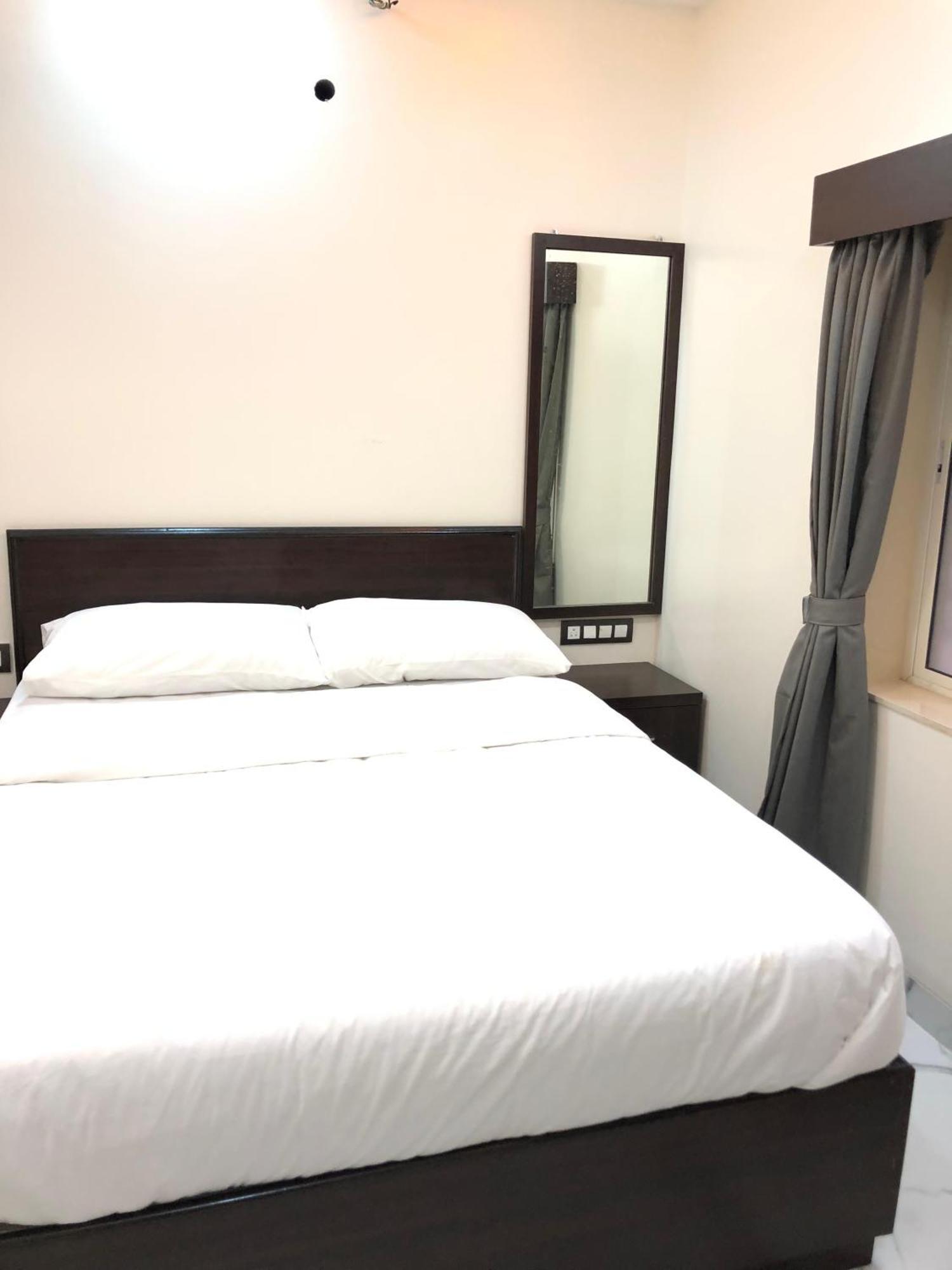 Sameena Guest House Panchgani Buitenkant foto
