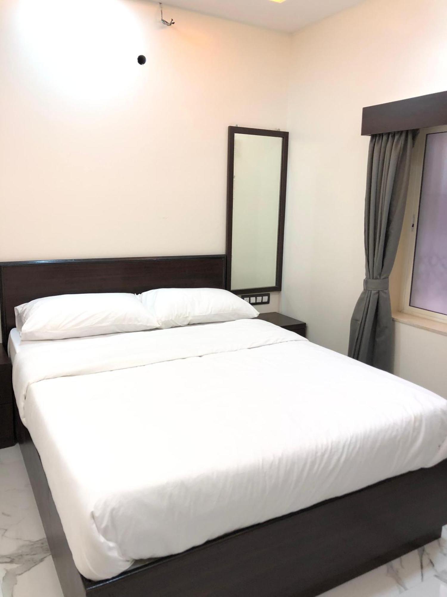 Sameena Guest House Panchgani Buitenkant foto